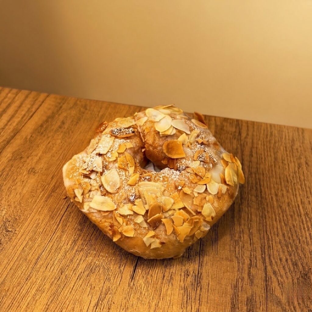 1.  ザクとろ！アップルタタンドーナツ¥ ３２４ tax in