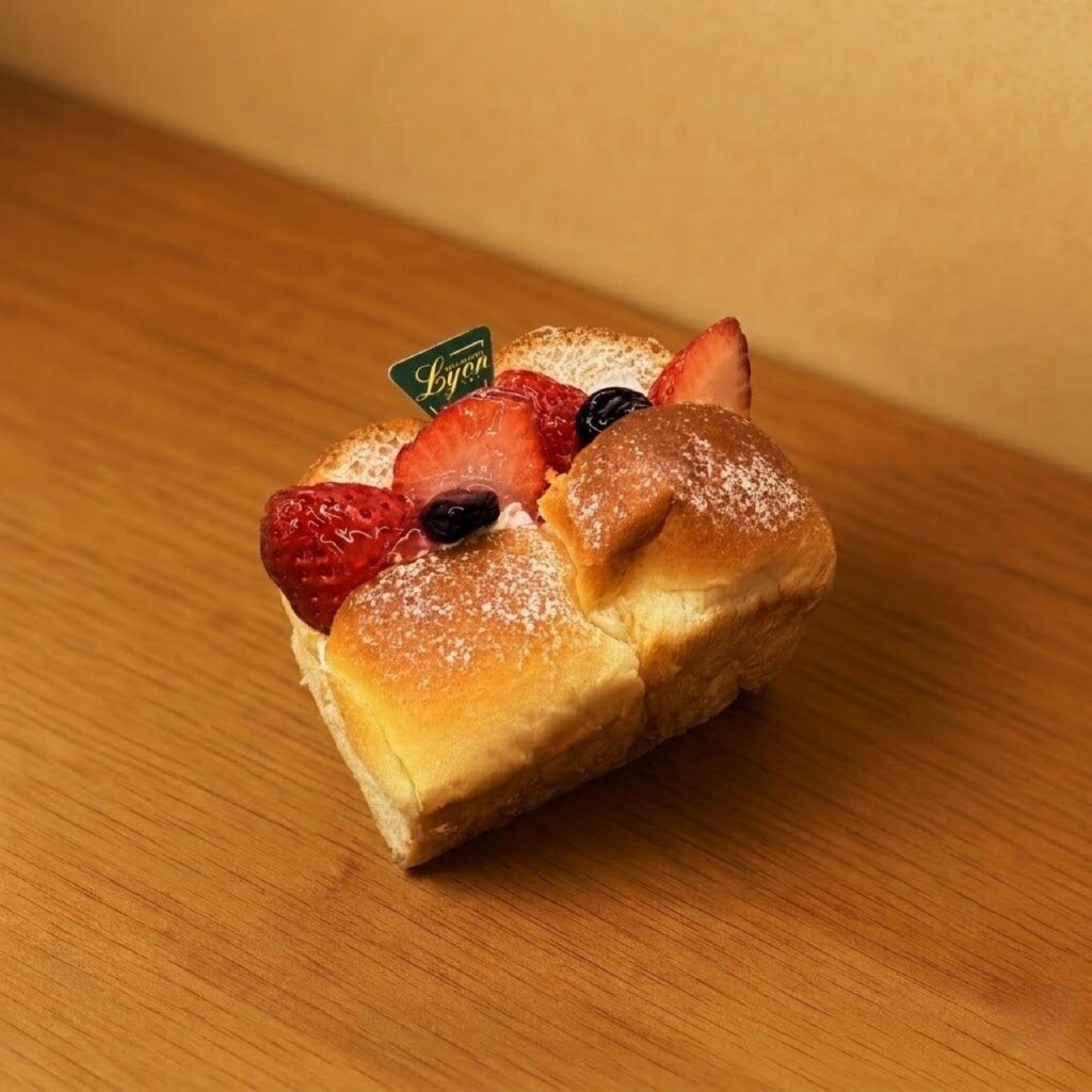 ５.  ベリーベリーちぎりパン¥４３２ tax in